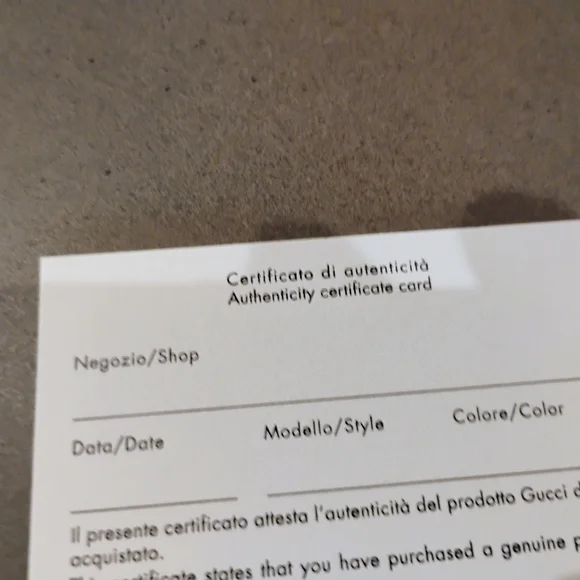 Gucci Tortoiseshell Sunglasses with Case - Picture 5 of 6